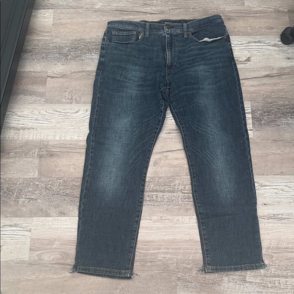 Lucky Brand Men's Dark Blue Denim Jeans